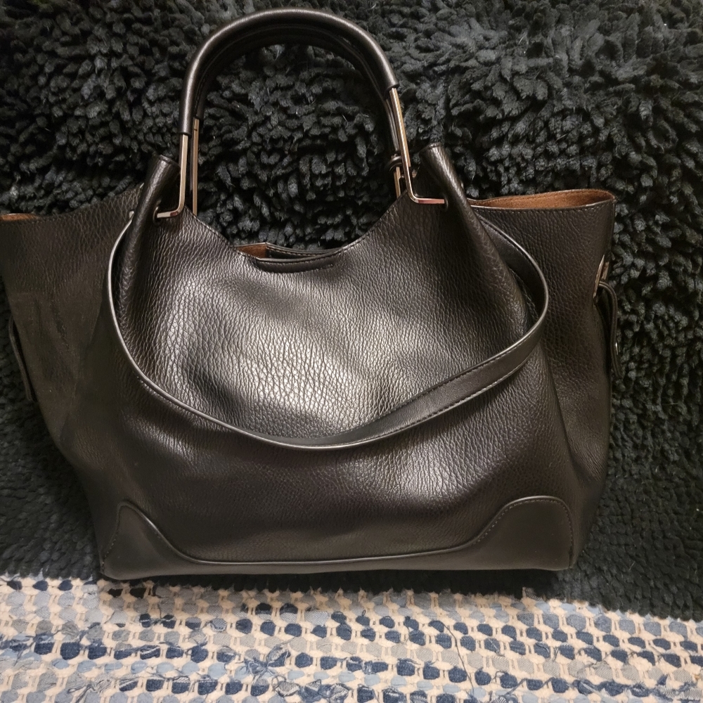 Black Bucket Bag